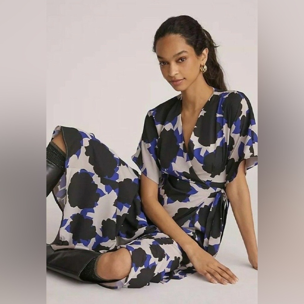 Anthropologie Hutch Floral V-Neck Maxi Dress in Black and Blue size small